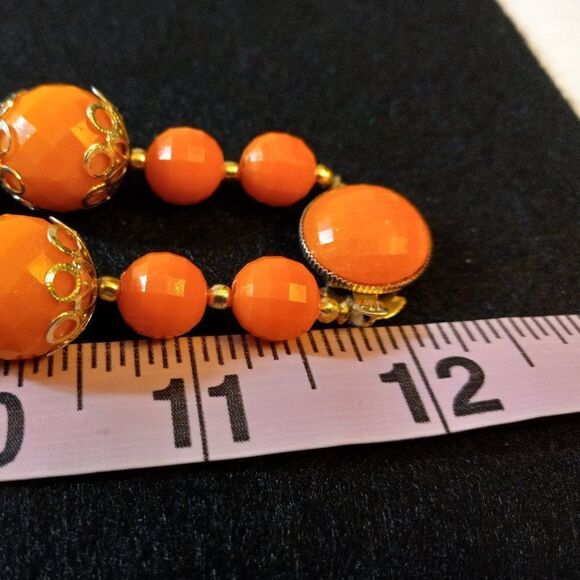 Vintage Beaded Necklace and Earrings - Picture 5 of 8